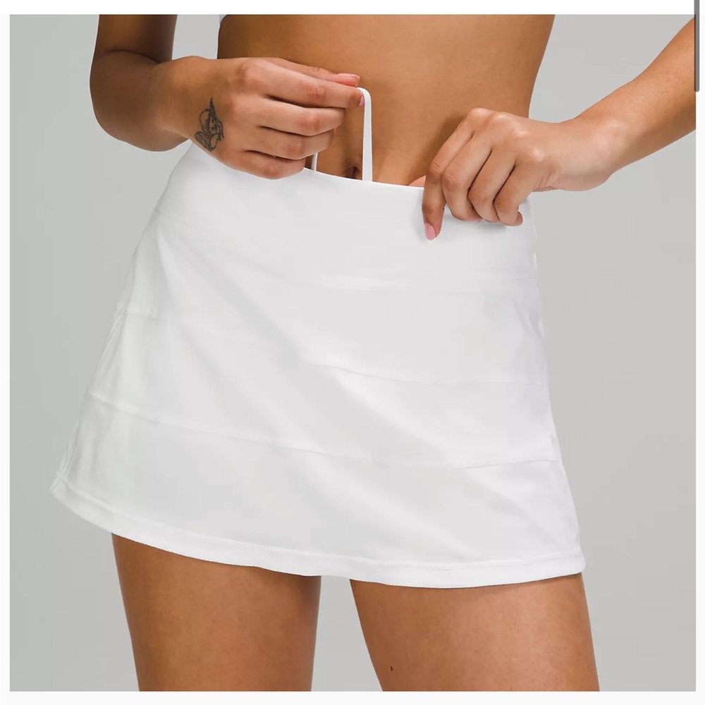 White lulu lemon skirt